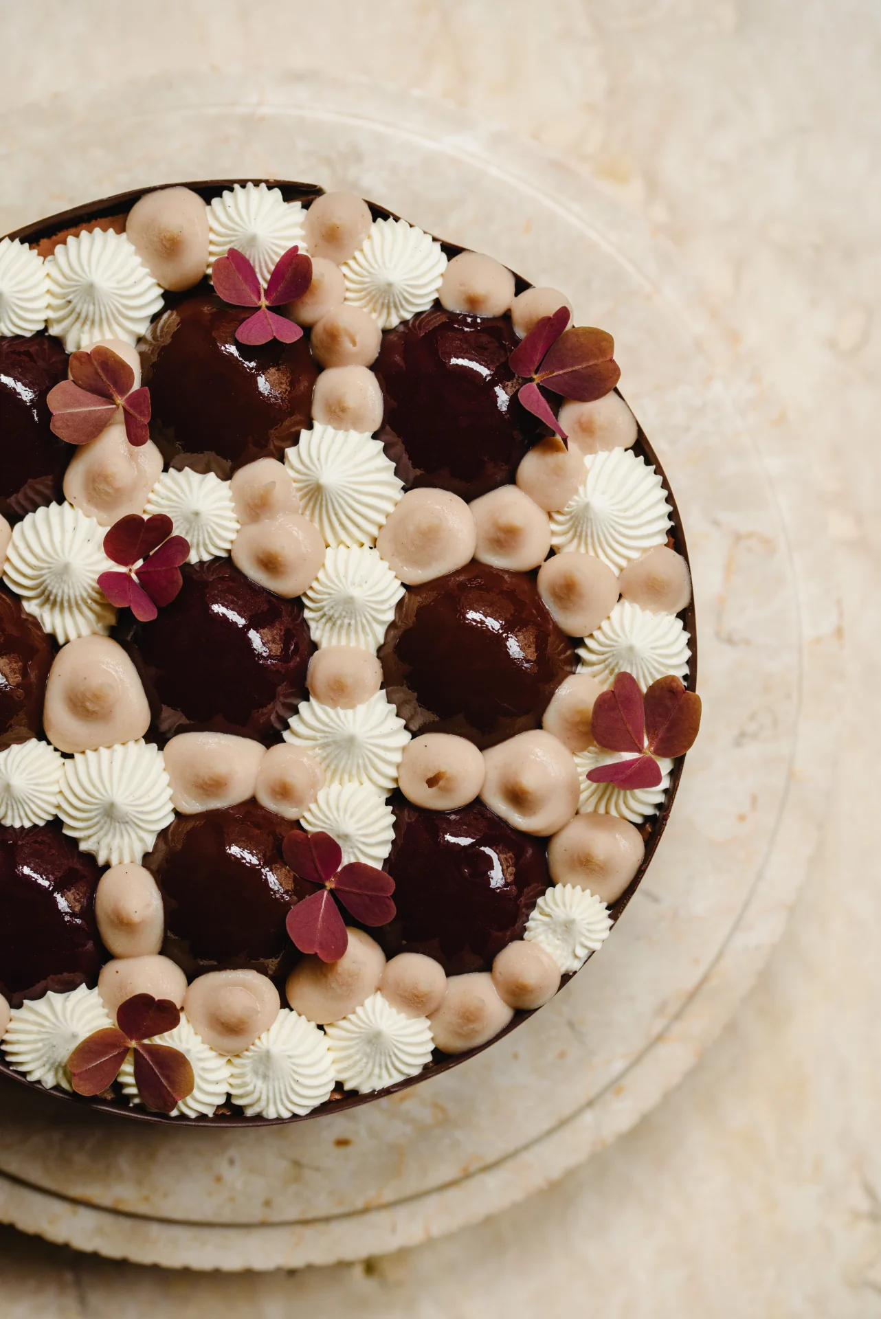 ÉTCSOKOLÁDÉ, FEKETE CSERESZNYE, GESZTENYE TORTA - Kép 3